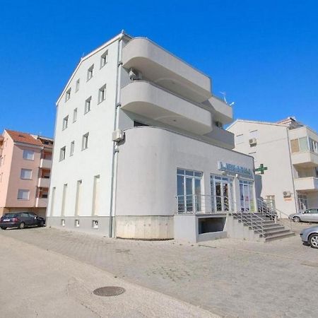 Apartments With A Parking Space Kastel Kambelovac, Kastela - 21372 Luaran gambar